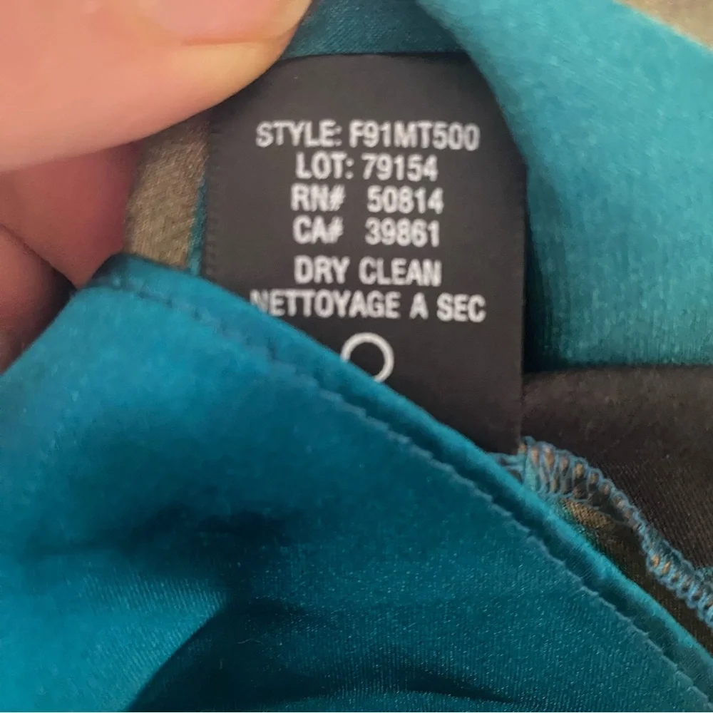 T Tahari Teal/Brown Floral Satin-y Sleeveless Blouse - Picture 6 of 7